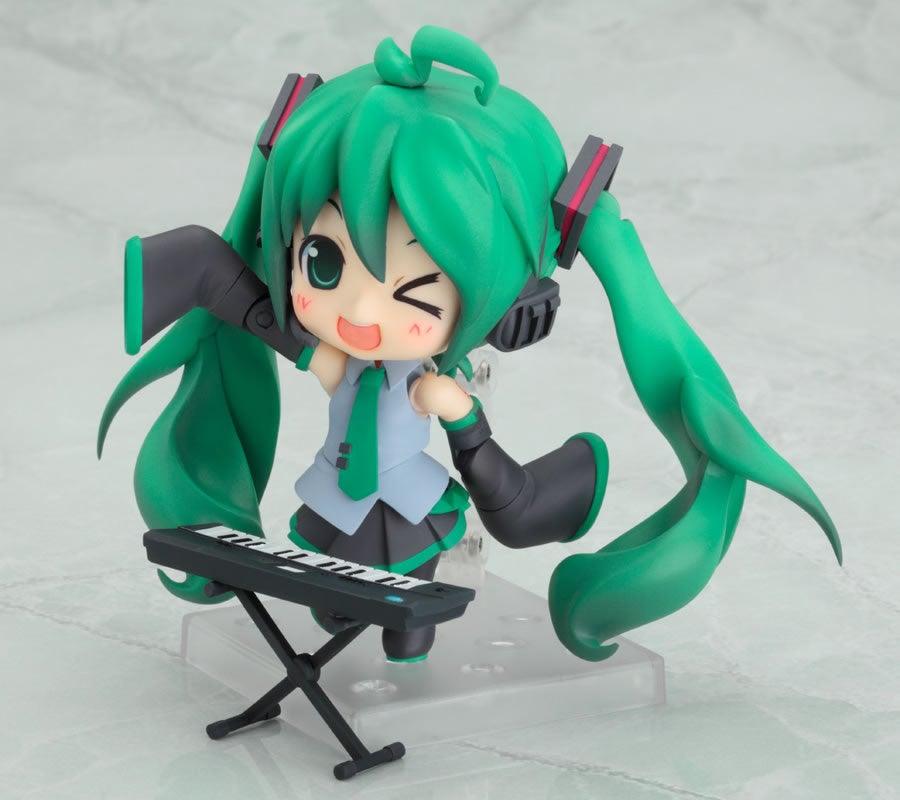 d*2様 ねんどろいど 初音ミク 2.0 & アブソリュートHMOエディション ねんどろいど 初音ミク アブソリュートHMO・エディション