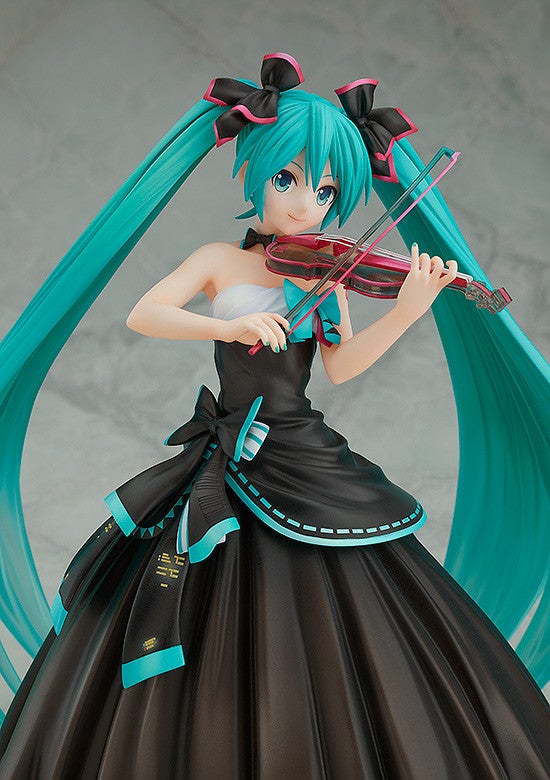 Good Smile Hatsune Miku Symphony 2017 Ver. 1/8 Complete