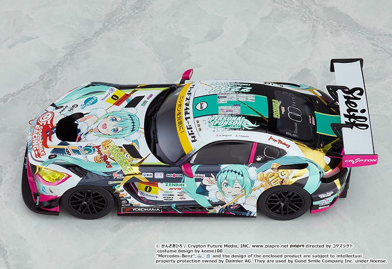 1/43 Scale Good Smile Hatsune Miku AMG: 2018 Final Race Ver