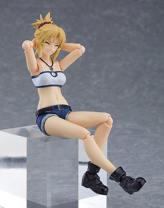 figma “赤”のセイバー 私服ver.｜グッドスマイルカンパニー公式