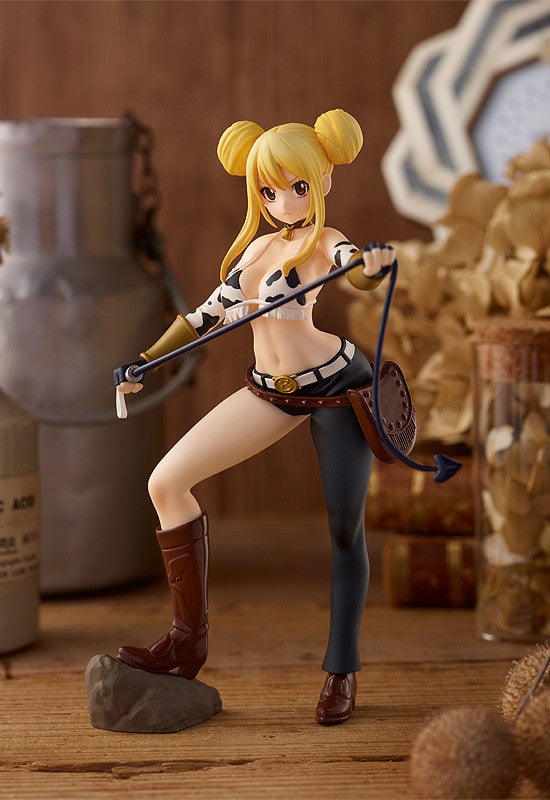 Amazon | FAIRY TAIL ルーシィ (1/7スケール PVC製塗装済み完成