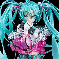 Hatsune Miku with SOLWA