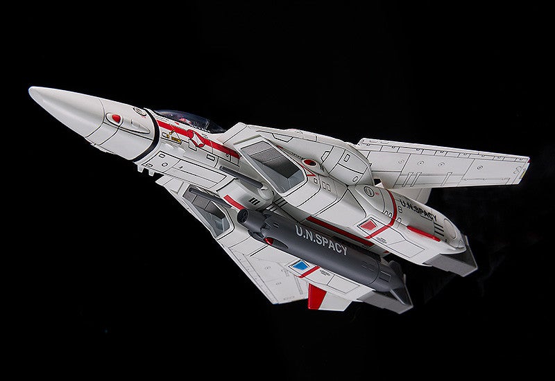PLAMAX PX06 1/72 VF-1J ファイターバルキリー バーミリオン小隊 PLAMAX PX06 1/72 VF-1J ファイターバルキリー バーミリオン小隊